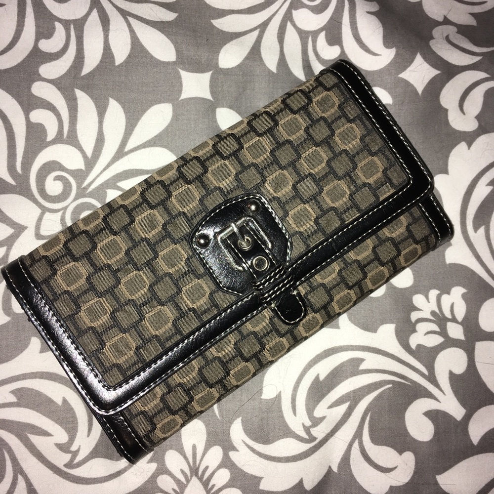 Nine West Wallet